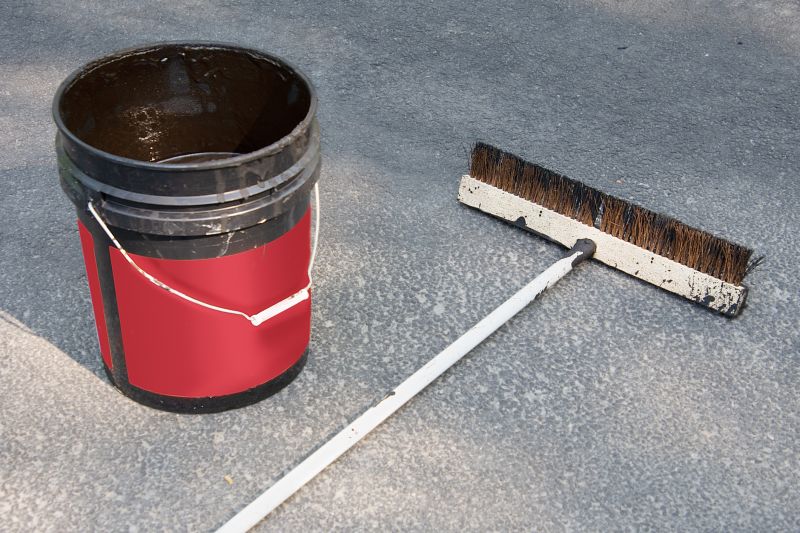 Tar Driveway Sealing in Miami Dade County, FL