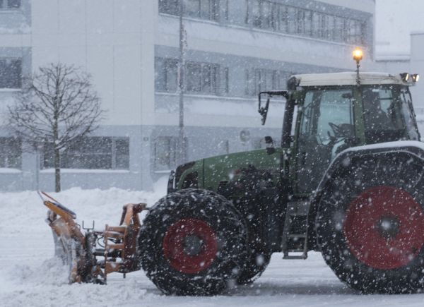 Parking Lot Snow Clearing