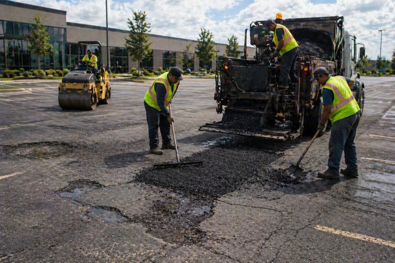 Asphalt Parking Lot Repair in Los Angeles, CA