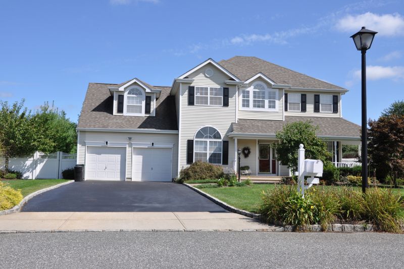 Residential Driveway Sealcoating in Grand Rapids, MI